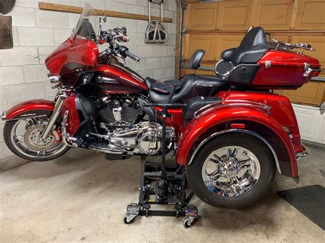 motorcycle trike lift|lifting jack for harley trike.